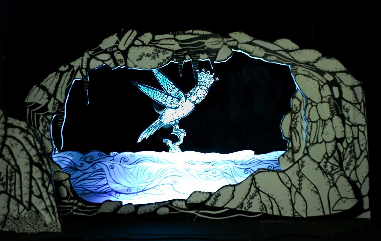 Simin and Farzan, a puppet theatre